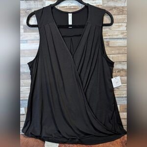 NWT Dear Scarlett Black Sleeveless Cross Over V Neck Top